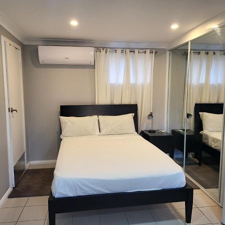 T&V Suites Windsor Extérieur photo