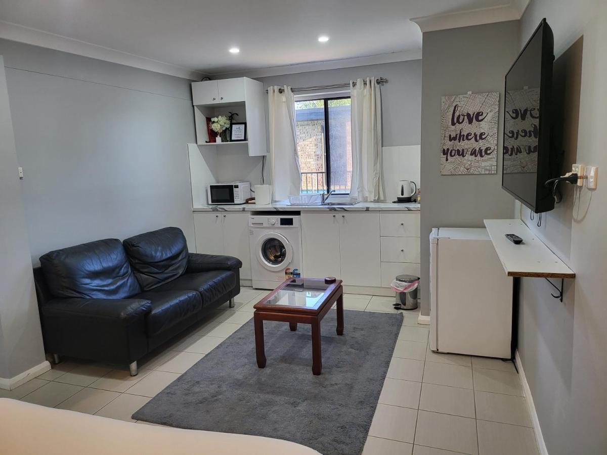 T&V Suites Windsor Extérieur photo