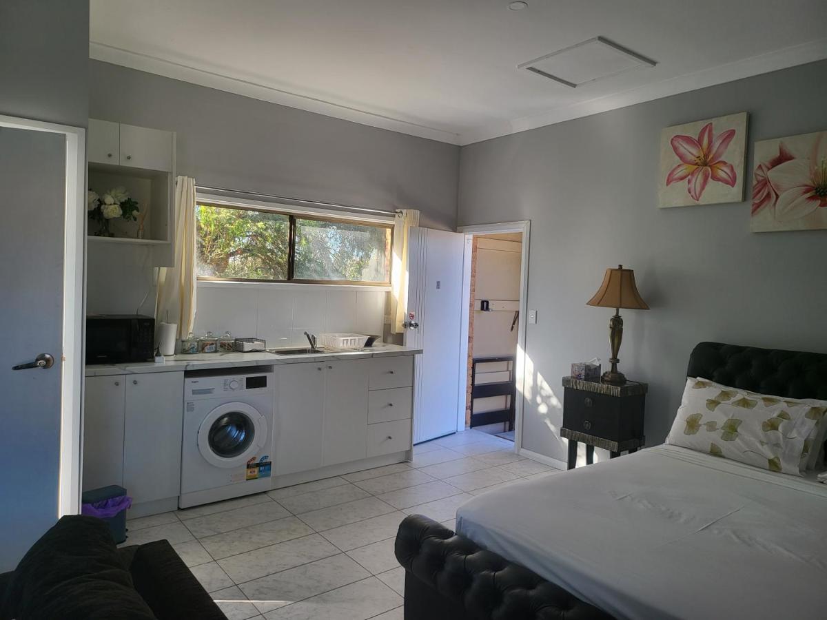 T&V Suites Windsor Extérieur photo
