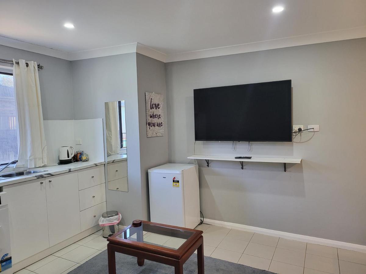 T&V Suites Windsor Extérieur photo