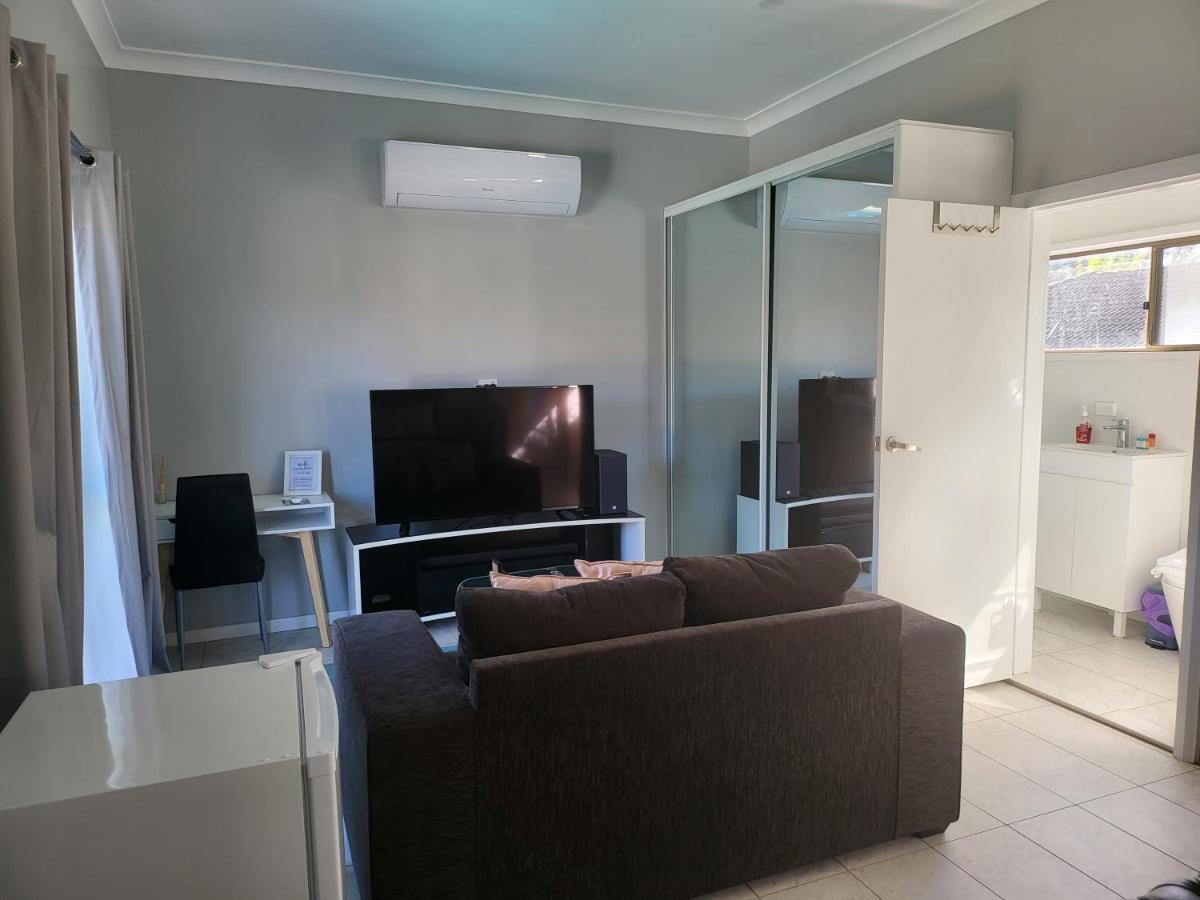 T&V Suites Windsor Extérieur photo