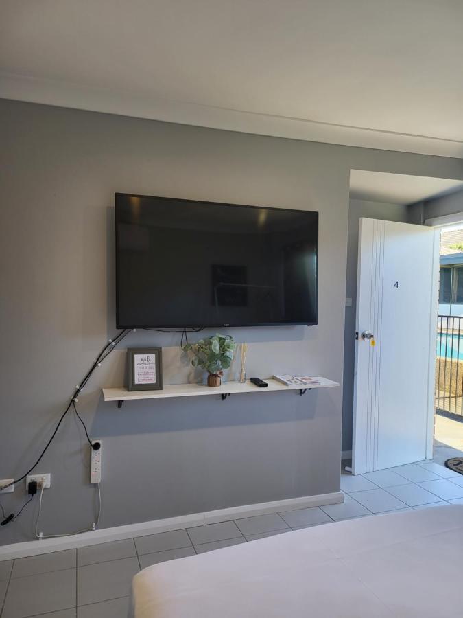 T&V Suites Windsor Extérieur photo