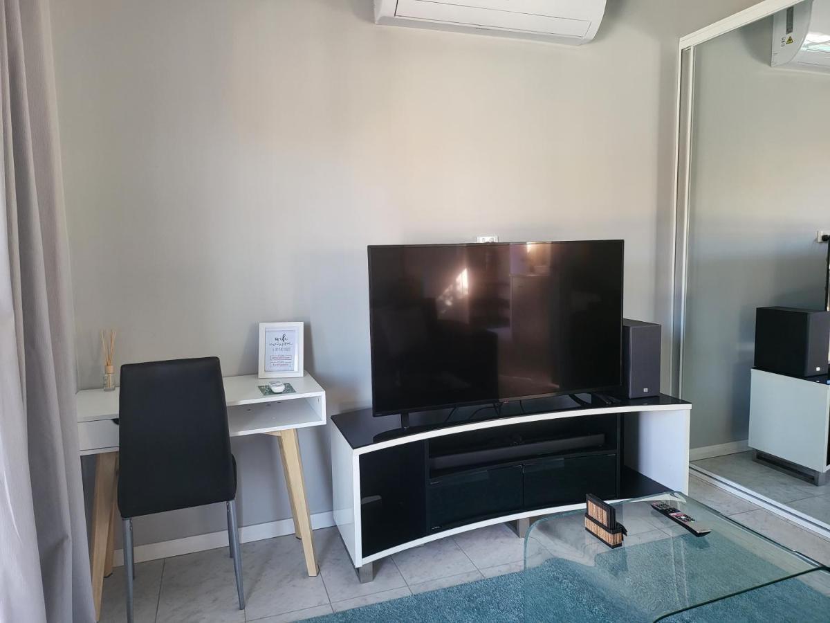 T&V Suites Windsor Extérieur photo