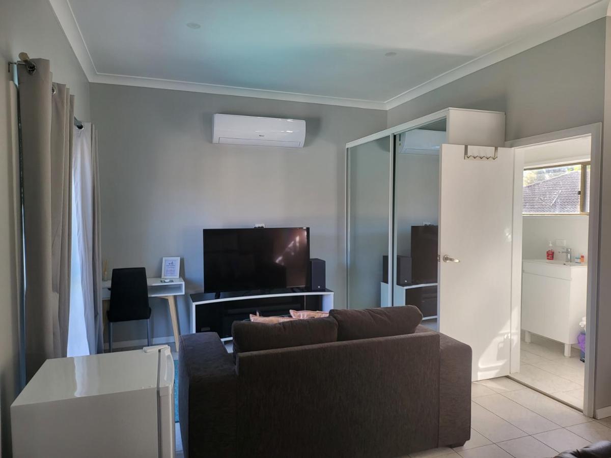 T&V Suites Windsor Extérieur photo