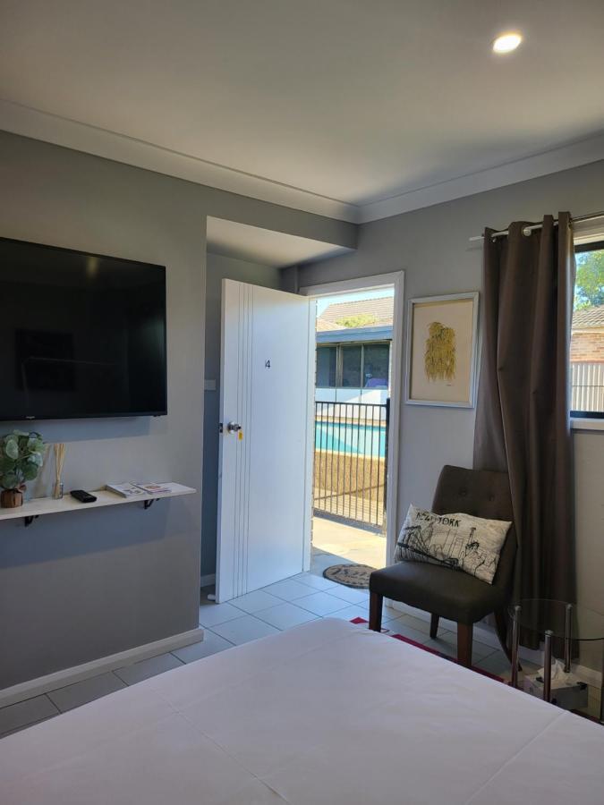 T&V Suites Windsor Extérieur photo